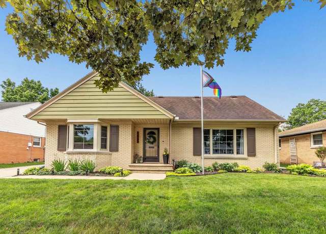 Property at 1629 Westfield Ave, Green Bay, WI 54303, 4 beds, 2 baths