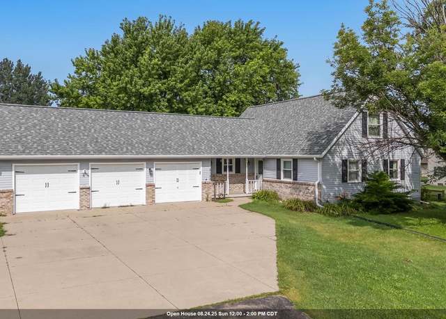 Property at 5125 N Mccarthy Rd, Appleton, WI 54913, 4 beds, 3.5 baths