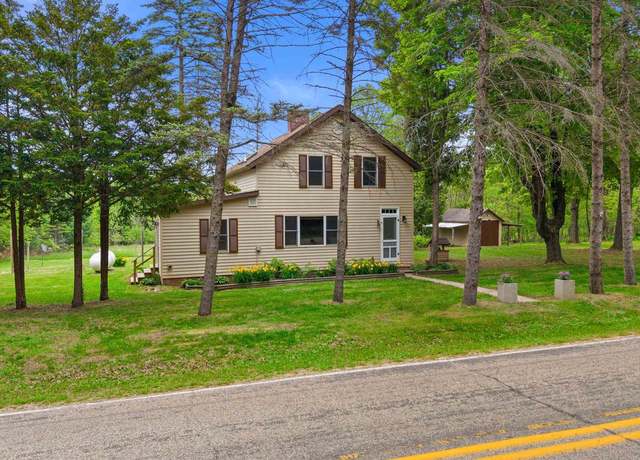 Property at N4614 County Road G, Wild Rose, WI 54984, 4 beds, 3 baths