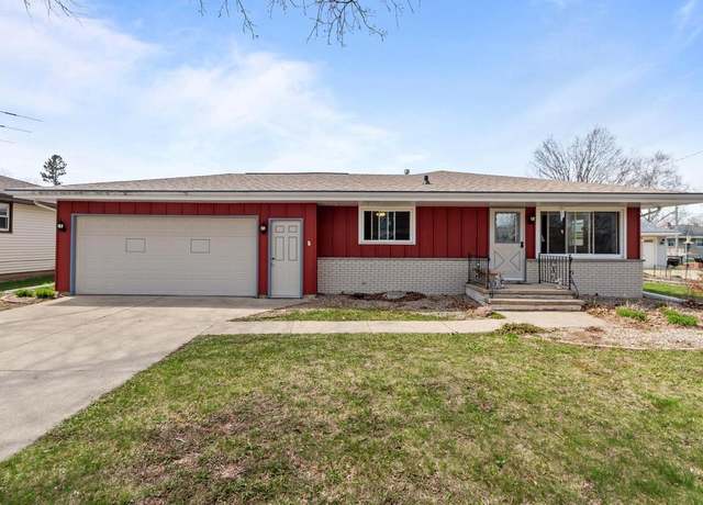 Property at 417 S Matthias St, Appleton, WI 54915, 3 beds, 1 bath