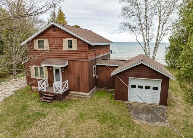 Property at 150 Clar Lin Rd, Algoma, WI 54201, 3 beds, 2 baths