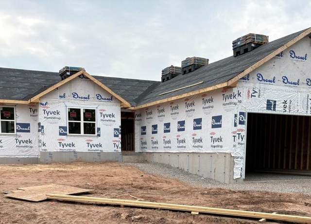 Property at 1613 Janice Ave, Green Bay, WI 54304, 3 beds, 2 baths