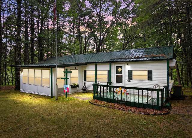 Property at N12279 Wheeler Ln, Athelstane, WI 54104, 2 beds, 1 bath