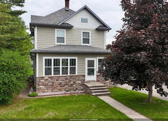 Property at 221 E 5th St, Shawano, WI 54166, 3 beds, 2 baths