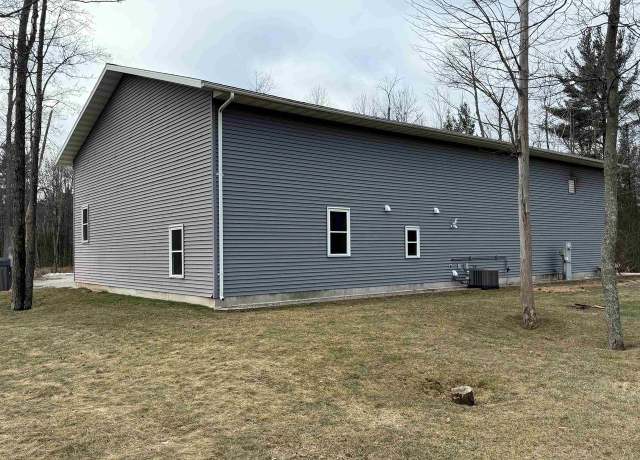 Property at W7239 3.5 Rd, Menominee, MI 49858, 3 beds, 2 baths