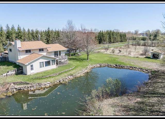 Property at W6476 Midway Rd, Hortonville, WI 54944, 4 beds, 3 baths