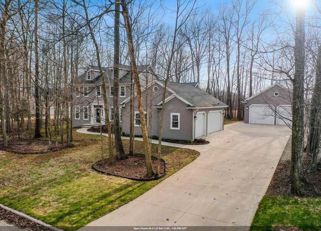 Property at 1881 Deer Trail Ct, Luxemburg, WI 54217, 5 beds, 3.5 baths