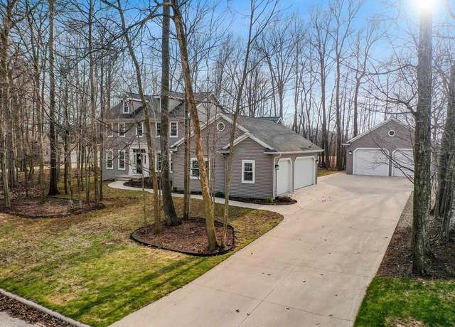 Property at 1881 Deer Trail Ct, Luxemburg, WI 54217, 5 beds, 3.5 baths
