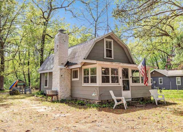 Property at W6769 S Silver Lake Rd, Wautoma, WI 54982, 2 beds, 1 bath