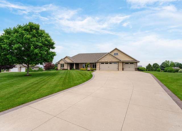 Property at W3030 Sunshine Rd, Freedom, WI 54130, 3 beds, 2 baths