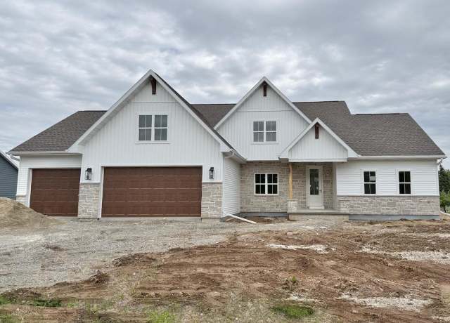 Property at N1926 Morning Glory Ln, Greenville, WI 54942, 4 beds, 2.5 baths