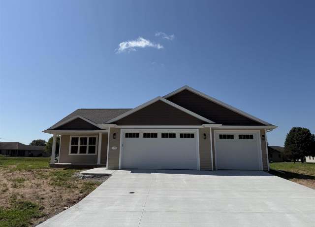 Property at 1450 Birch Hill Ln, Shawano, WI 54166, 3 beds, 2 baths