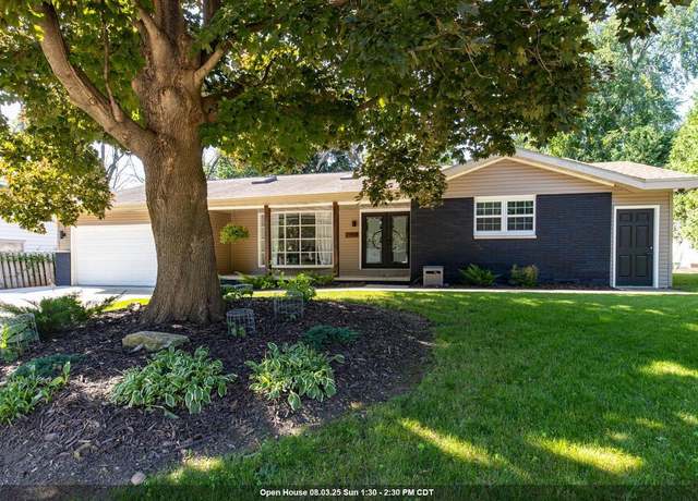 Property at 2107 Riverside Dr, Kaukauna, WI 54130, 3 beds, 3 baths
