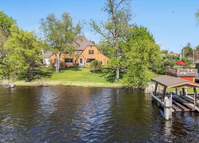 Property at 109 Doty St, Fremont, WI 54940, 4 beds, 1.5 baths