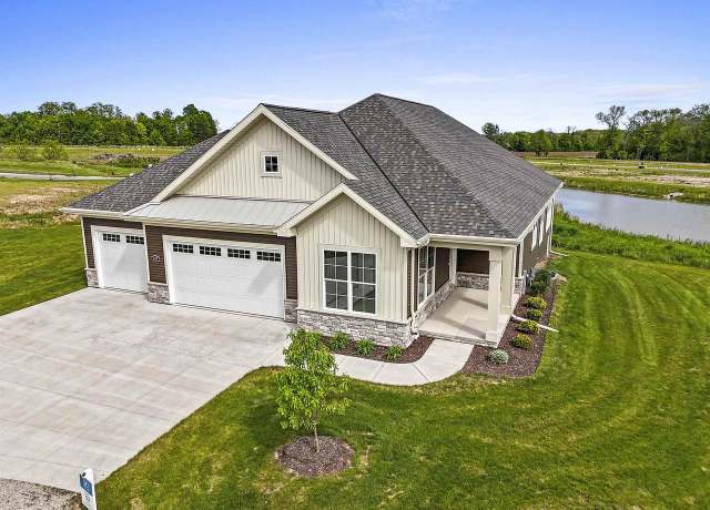 Property at 879 Cygnet Ct, Menasha, WI 54952, 2 beds, 2 baths