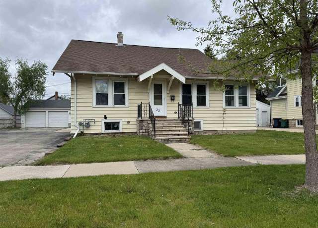 Property at 33 8th St, Fond Du Lac, WI 54935, 4 beds, 1 bath