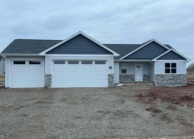 Property at 496 Celtic Sea Way, Wrightstown, WI 54180, 3 beds, 2.5 baths