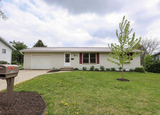 Property at 970 E Robin Ln, Shawano, WI 54166, 4 beds, 2 baths