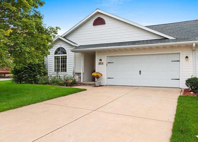 Property at 2838 Capricorn Dr, Green Bay, WI 54311, 2 beds, 2 baths