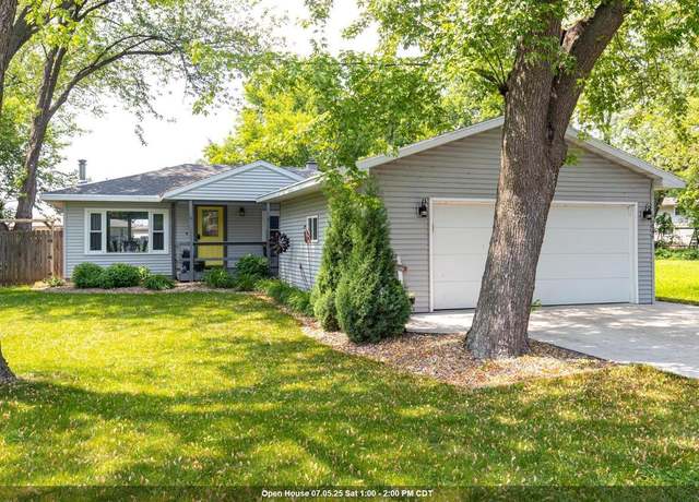 Property at 2946 Shadow Ln, Oshkosh, WI 54901, 3 beds, 1.5 baths