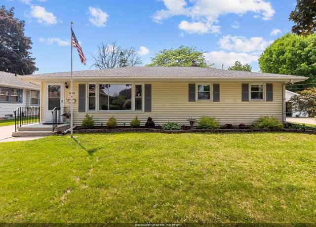 Property at 1001 S Matthias St, Appleton, WI 54915, 3 beds, 2 baths