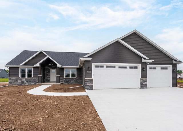 Property at W7008 Jaclyn Ln, Greenville, WI 54942, 4 beds, 3 baths