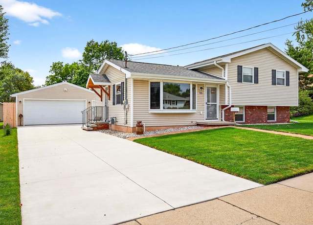 Property at 125 Washington St, Kaukauna, WI 54130, 3 beds, 1.5 baths