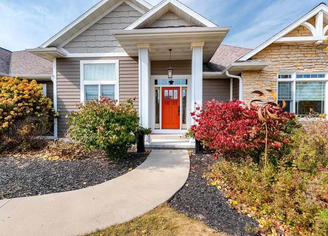 Property at 1655 E Sonata Dr, Green Bay, WI 54311, 4 beds, 2.5 baths