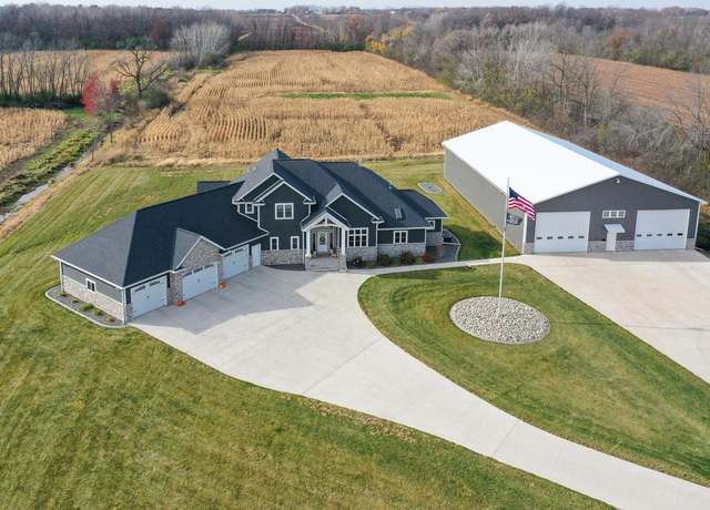 Property at 6491 Woodenshoe Rd, Neenah, WI 54956, 4 beds, 3.5 baths