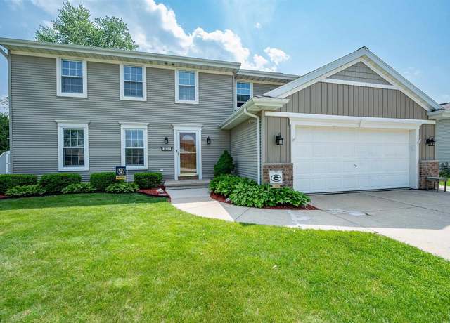 Property at 1307 Blue Ridge Dr, Green Bay, WI 54304, 4 beds, 2.5 baths