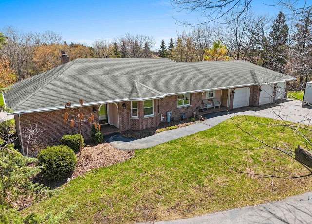 Property at 3199 Humboldt Rd, Green Bay, WI 54311, 4 beds, 3 baths