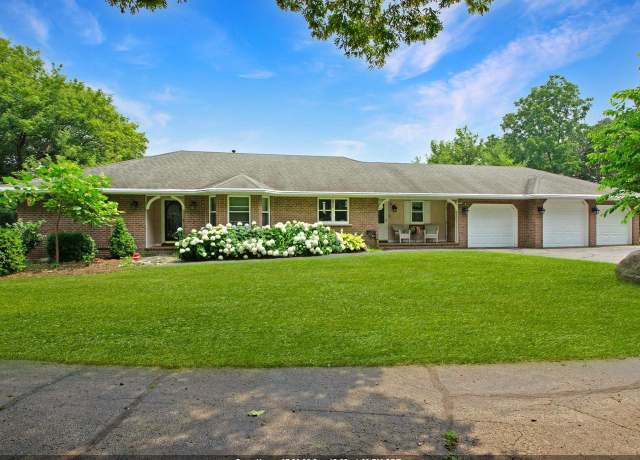 Property at 3199 Humboldt Rd, Green Bay, WI 54311, 4 beds, 3 baths