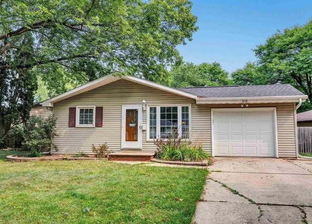 Property at 1618 Nancy Ave, Green Bay, WI 54303, 2 beds, 1 bath
