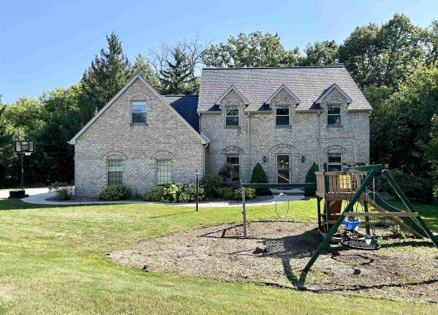 Property at 2695 Whitegate Trl, De Pere, WI 54115, 3 beds, 3.5 baths