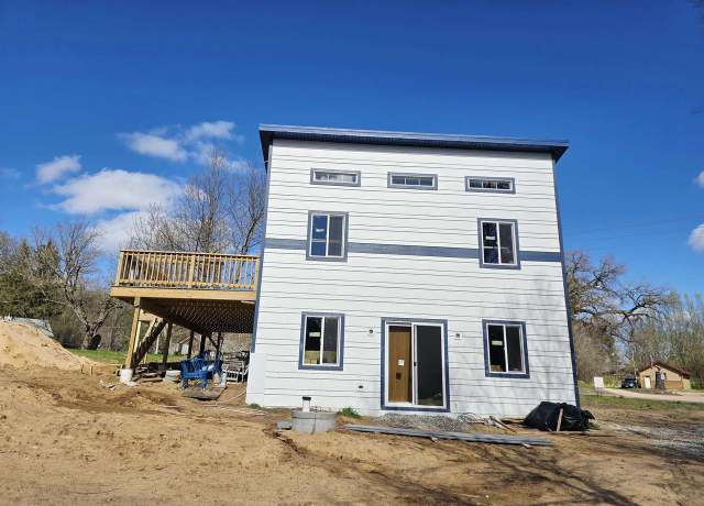 Property at N3711 State Road 152, Wautoma, WI 54982, 3 beds, 2 baths