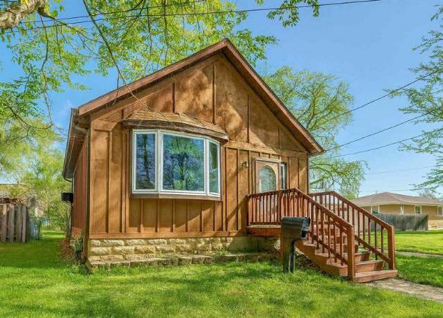 Property at 974 Christiana St, Green Bay, WI 54303, 2 beds, 1 bath