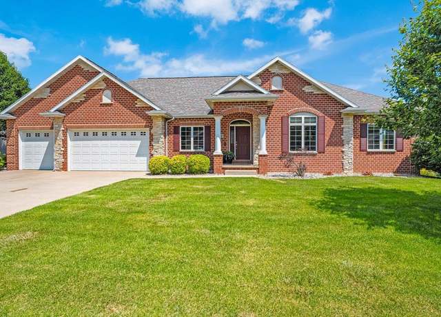 Property at 2134 Luxury Dr, Green Bay, WI 54313, 4 beds, 3.5 baths