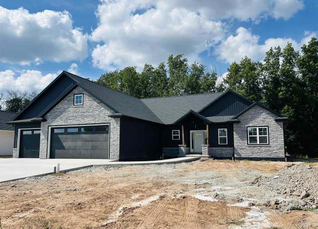 Property at 107 Beckerae Ct, Wrightstown, WI 54180, 3 beds, 2.5 baths