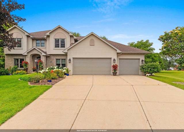 Property at 1108 Hoks Ridge Ln, De Pere, WI 54115, 4 beds, 3.5 baths