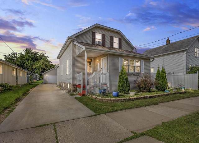 Property at 738 W 5th Ave, Oshkosh, WI 54902, 3 beds, 1.5 baths