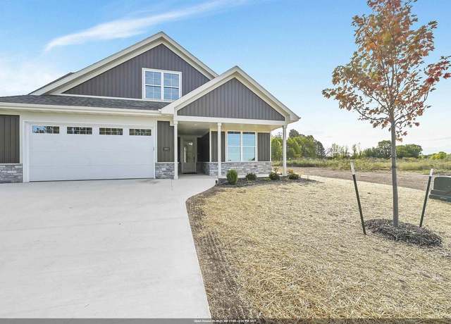 Property at 895 Black Swan Dr, Menasha, WI 54153, 3 beds, 3 baths