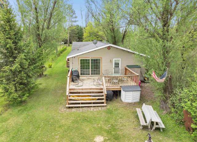 Property at W6576 20th Dr, Wautoma, WI 54982, 3 beds, 2 baths