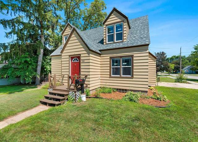 Property at 220 S Union St, Shawano, WI 54166, 3 beds, 2 baths