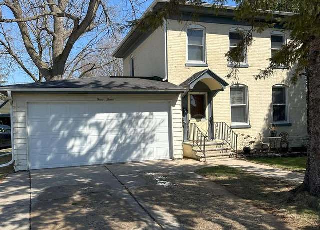 Property at 312 N Michigan St, De Pere, WI 54115, 4 beds, 1.5 baths