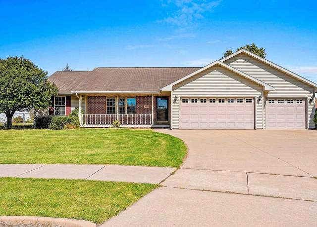 Property at 1748 Lemon Ln, De Pere, WI 54115, 3 beds, 3 baths