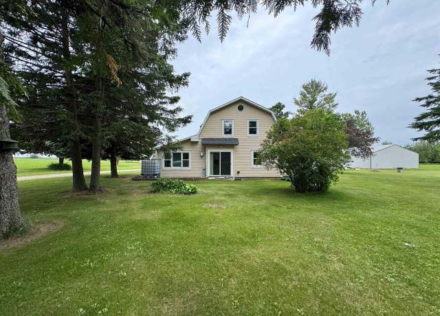 Property at 7376 Neils Rd, Sturgeon Bay, WI 54235, 2 beds, 1 bath