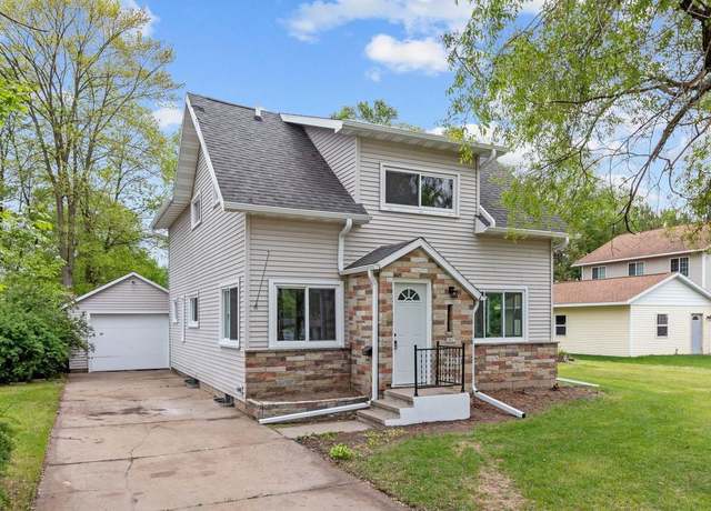 Property at 2823 Blaine St, Stevens Point, WI 54481, 3 beds, 2 baths