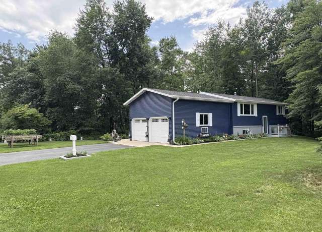 Property at W4903 Lake Dr, Shawano, WI 54166, 4 beds, 2 baths