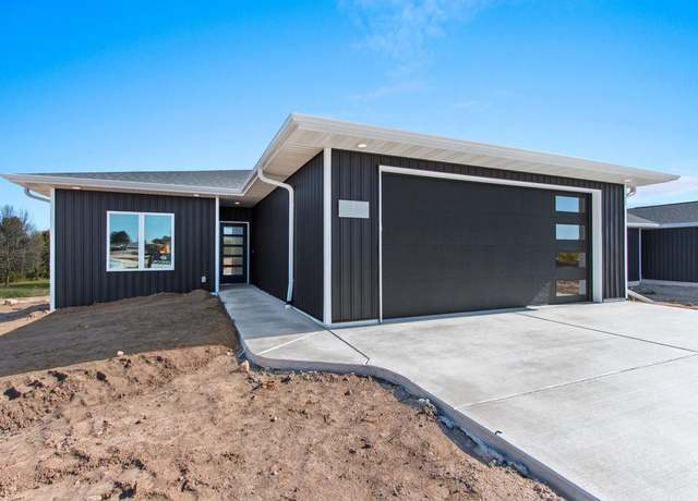 Property at 4001 Antwerp Ave, Green Bay, WI 54313, 2 beds, 2 baths
