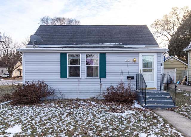 Property at 1005 W Bent Ave, Oshkosh, WI 54901, 3 beds, 1 bath